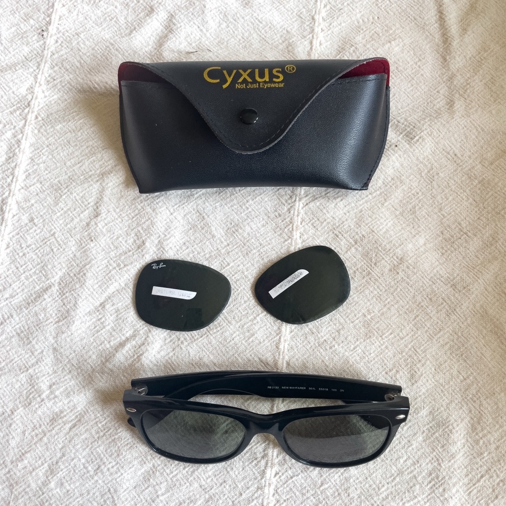 Black Ray-Ban Sunglasses Unisex